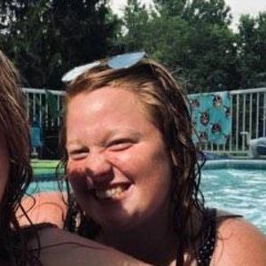 Meet your Posher, Kenzie